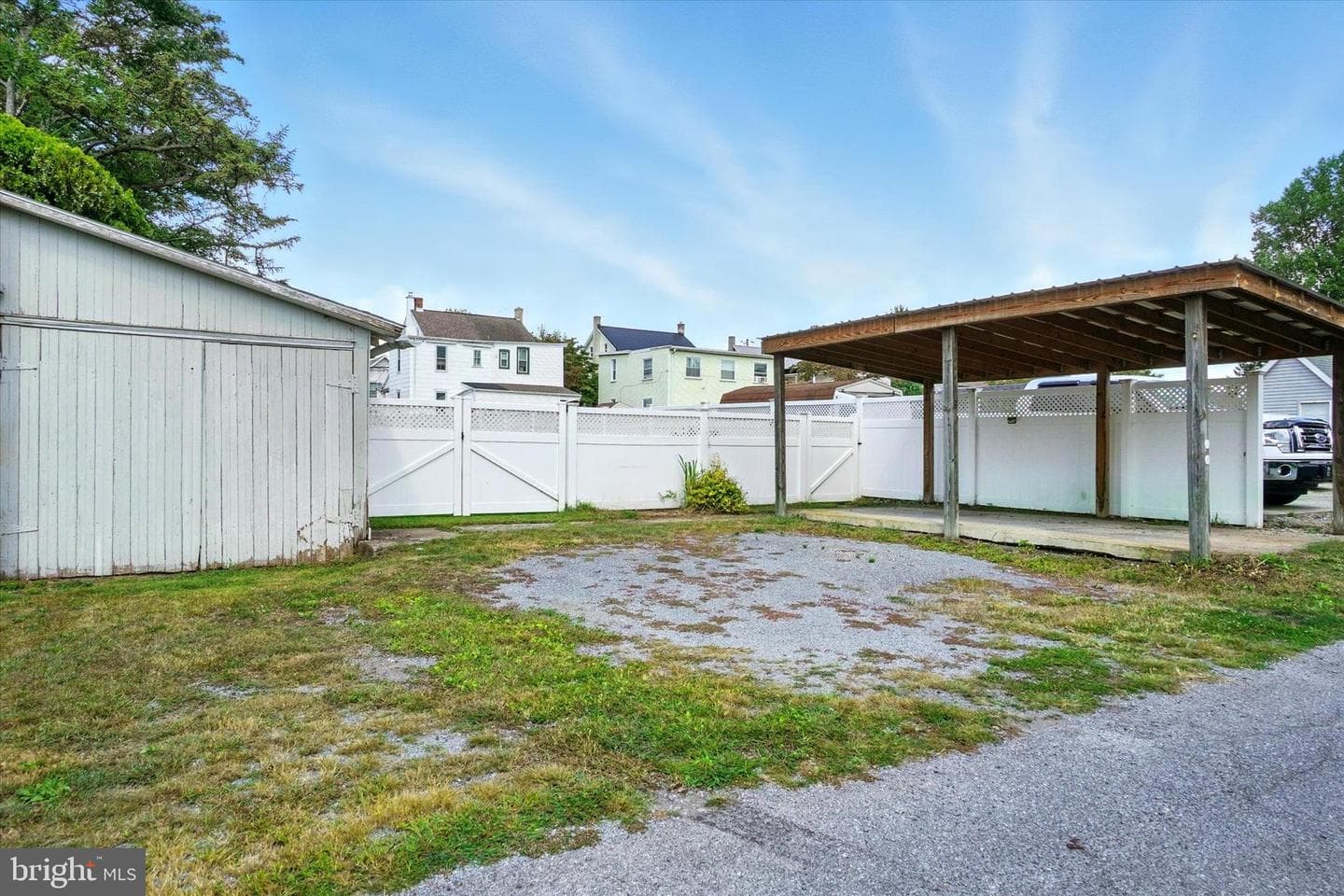 131 N Cedar Street photo 27