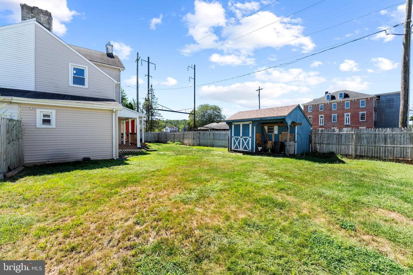 101 E Slokom Avenue photo 40