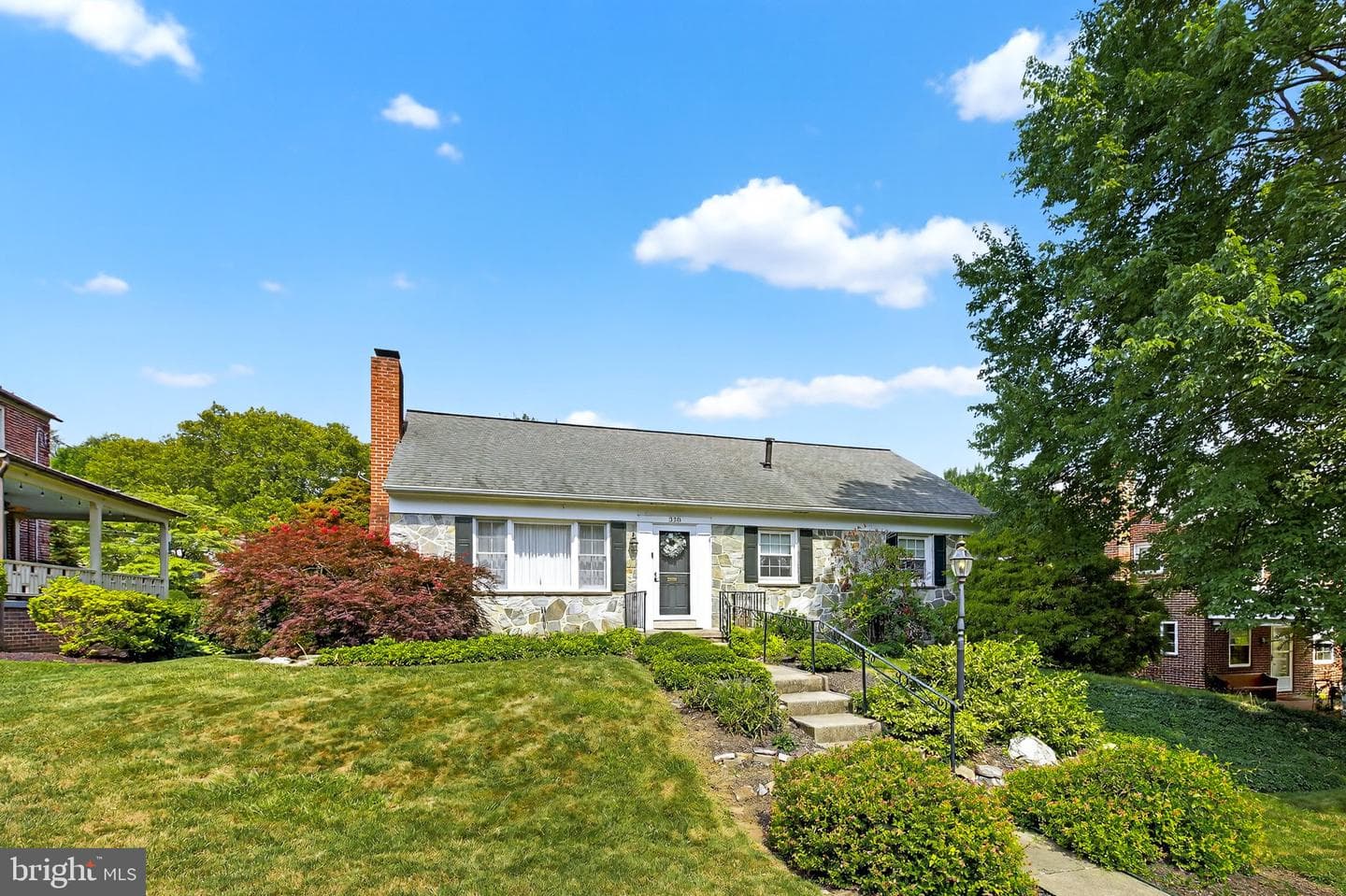 338 Atkins Avenue photo 2