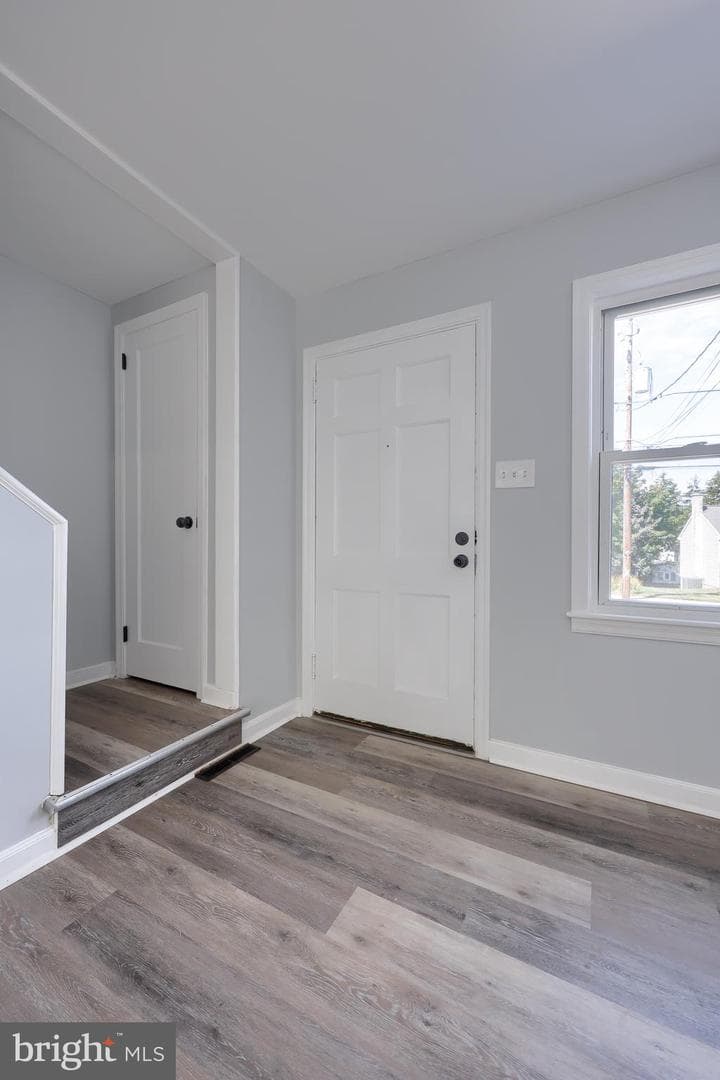 335 Lincoln Avenue photo 17