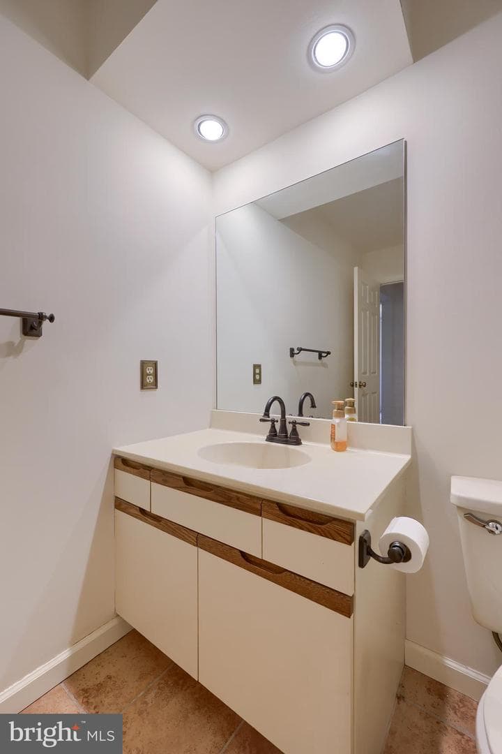 3210 Glengreen Drive photo 22