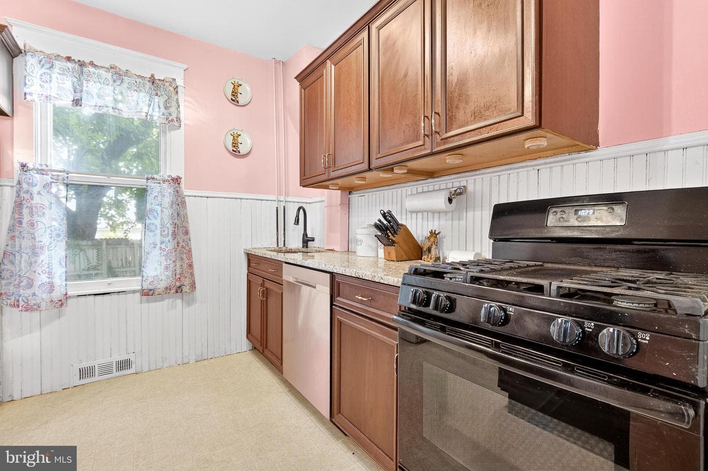 113 S Grant Street photo 10