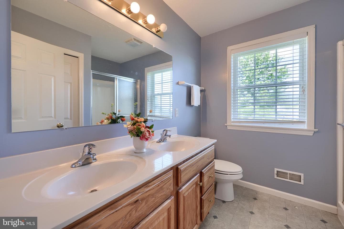 81 Tower Drive photo 21