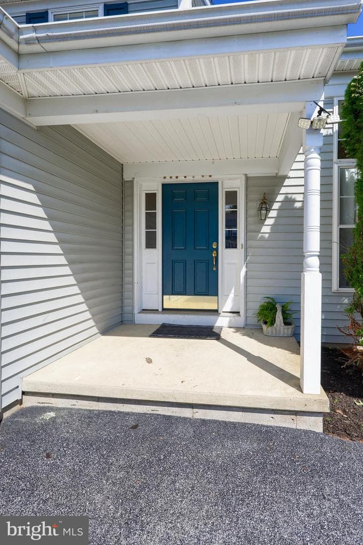 81 Tower Drive photo 3