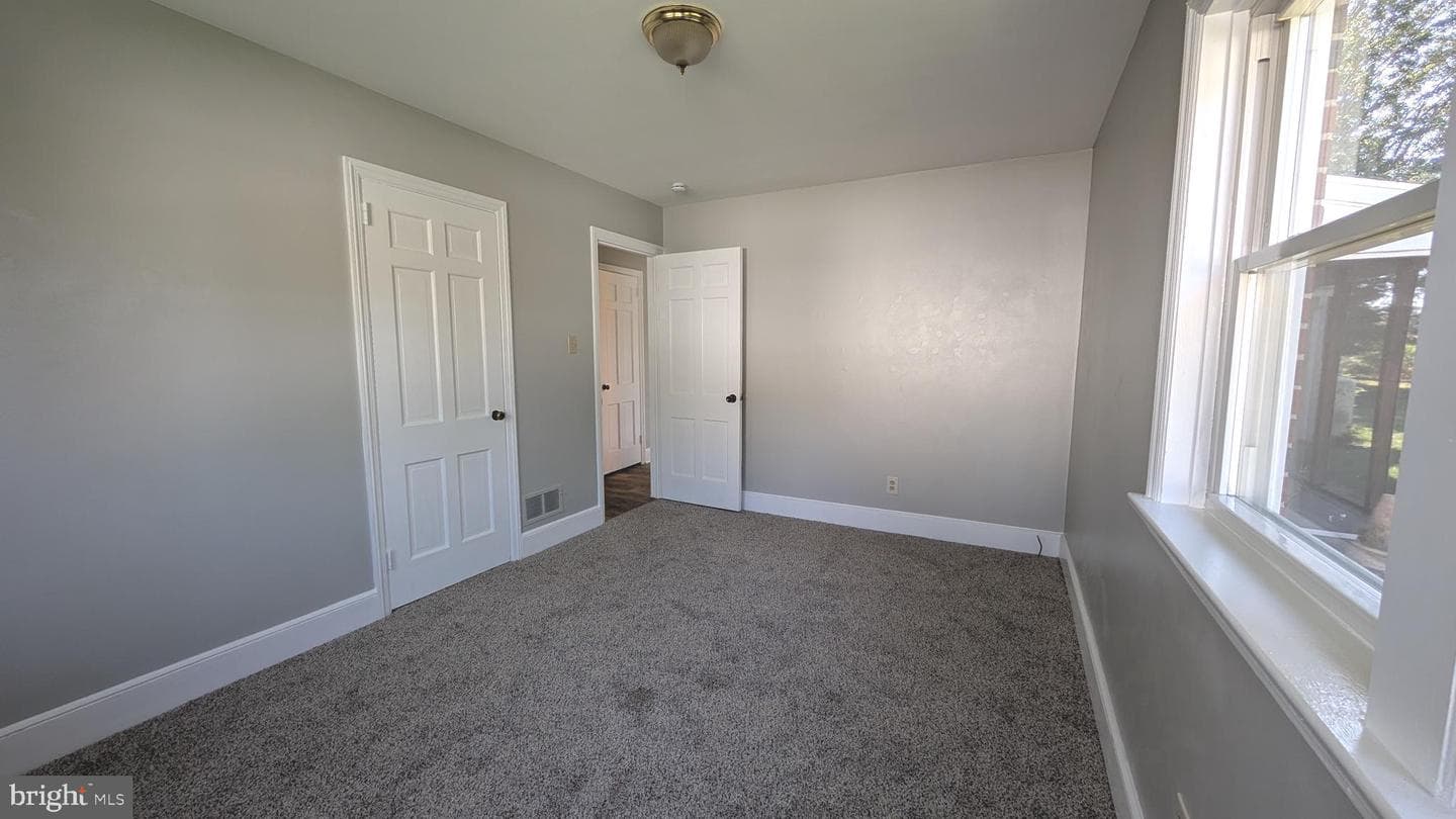 7 Barbara Avenue photo 21