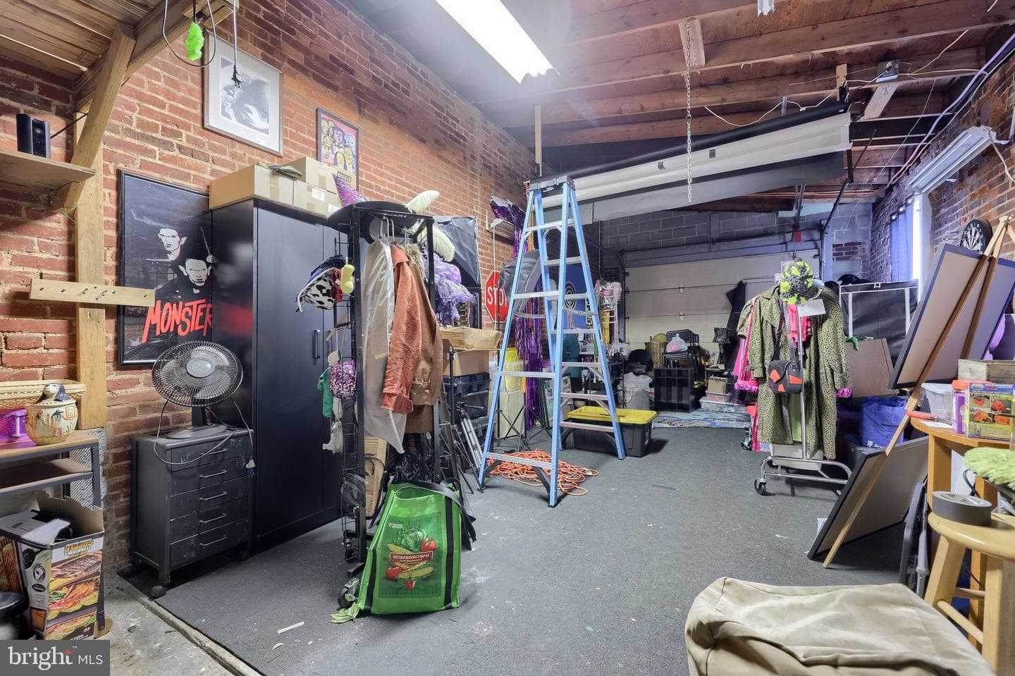 746 W Vine Street photo 32