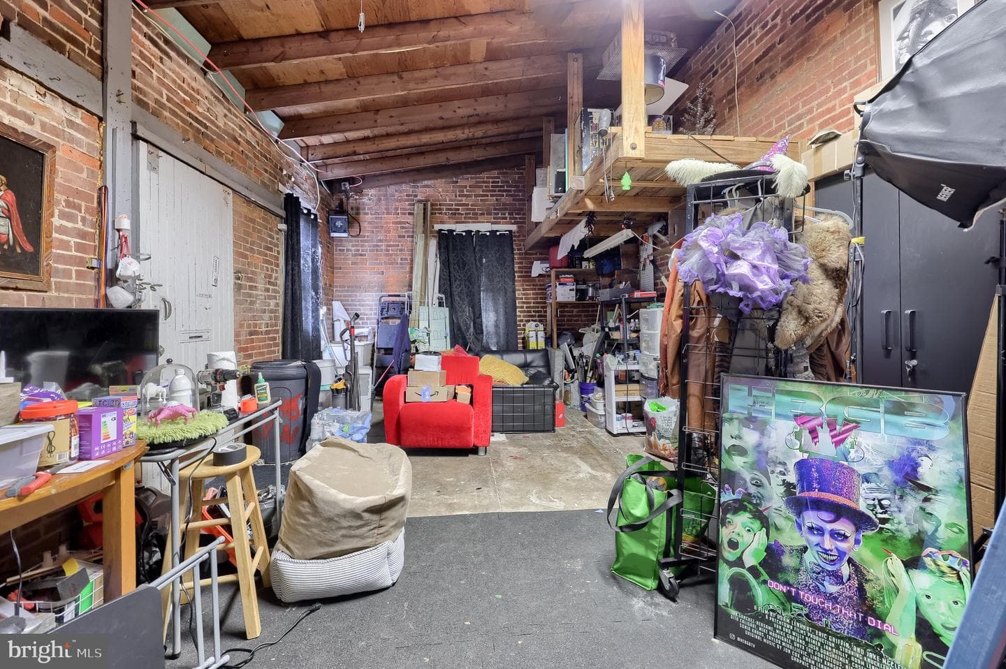 746 W Vine Street photo 33
