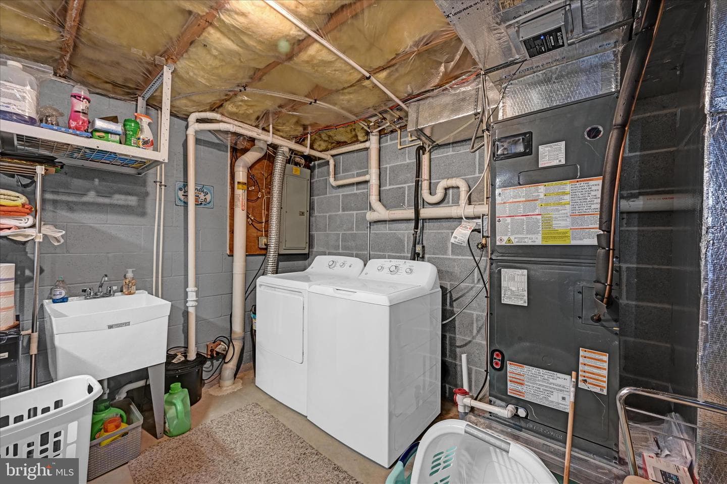 242 Persimmon Lane photo 32