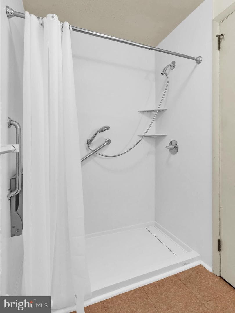 1266 Wilson Avenue photo 21