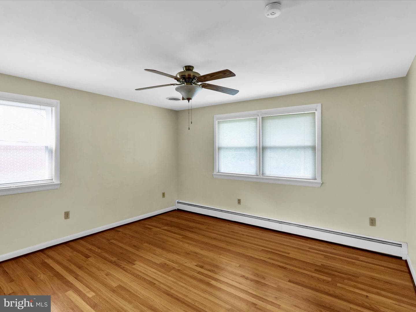 1266 Wilson Avenue photo 26
