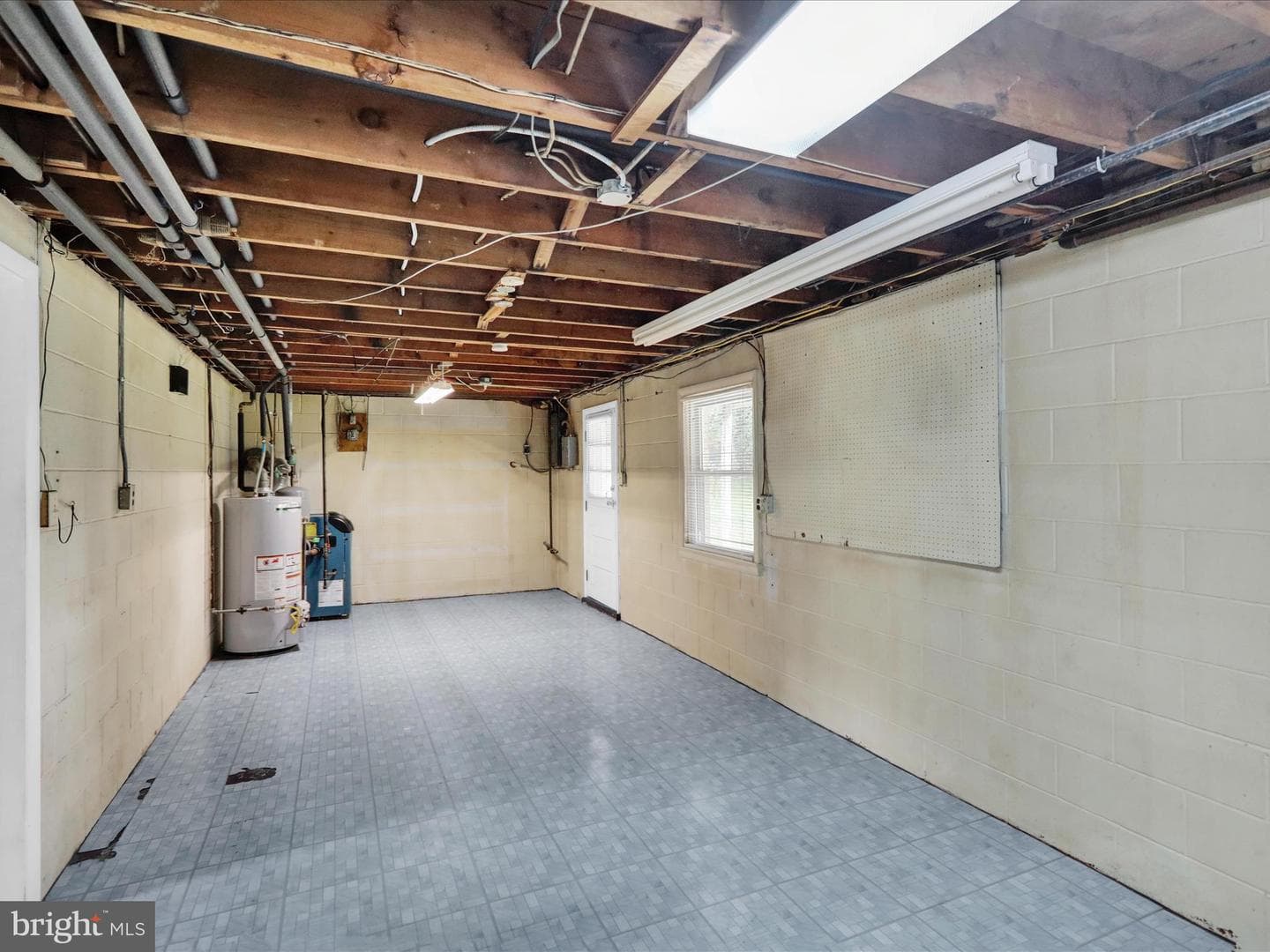1266 Wilson Avenue photo 30
