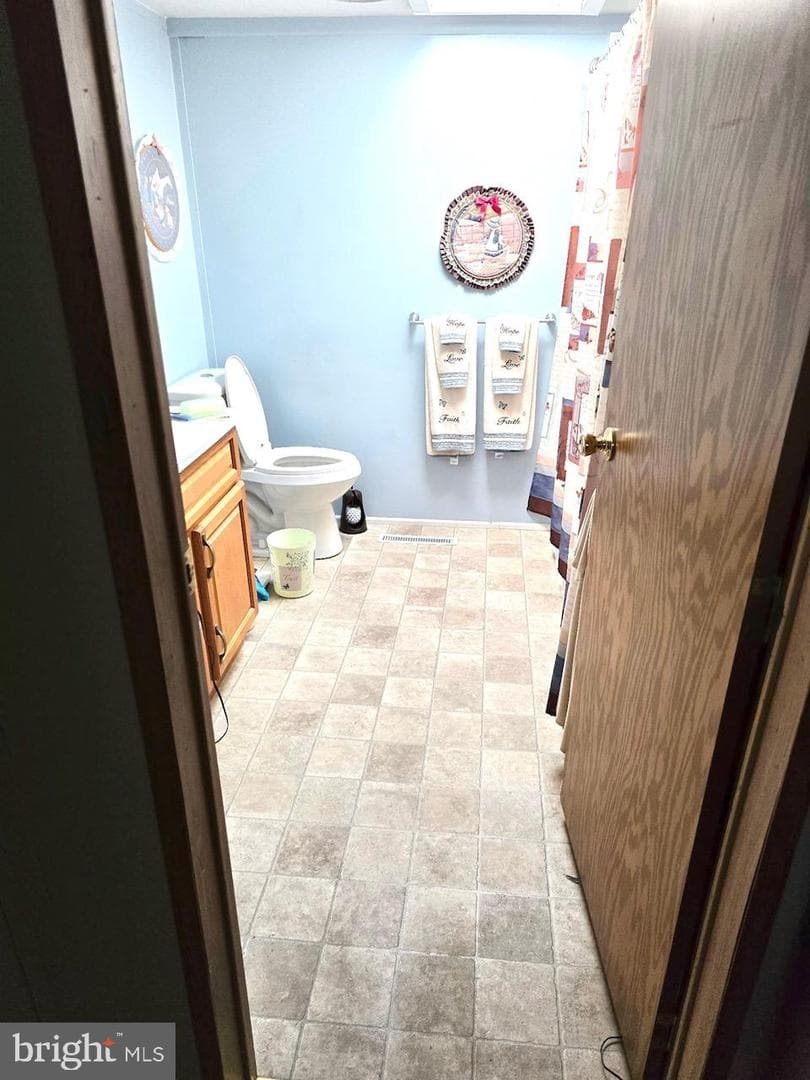 105 Silverwind Court S photo 4