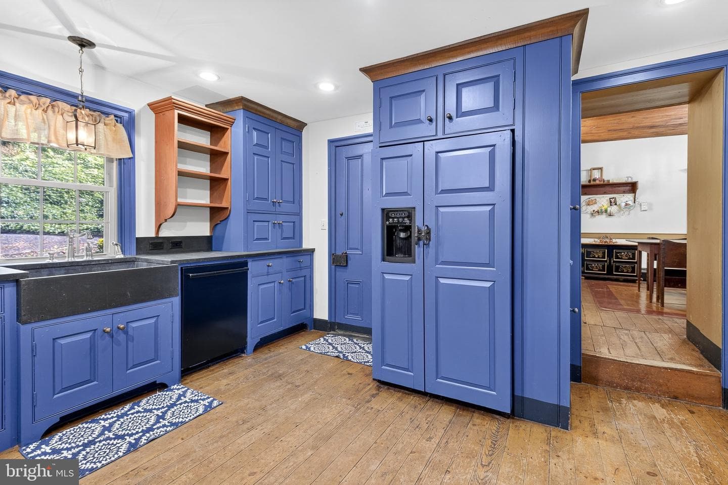 249 Blue Lane photo 14