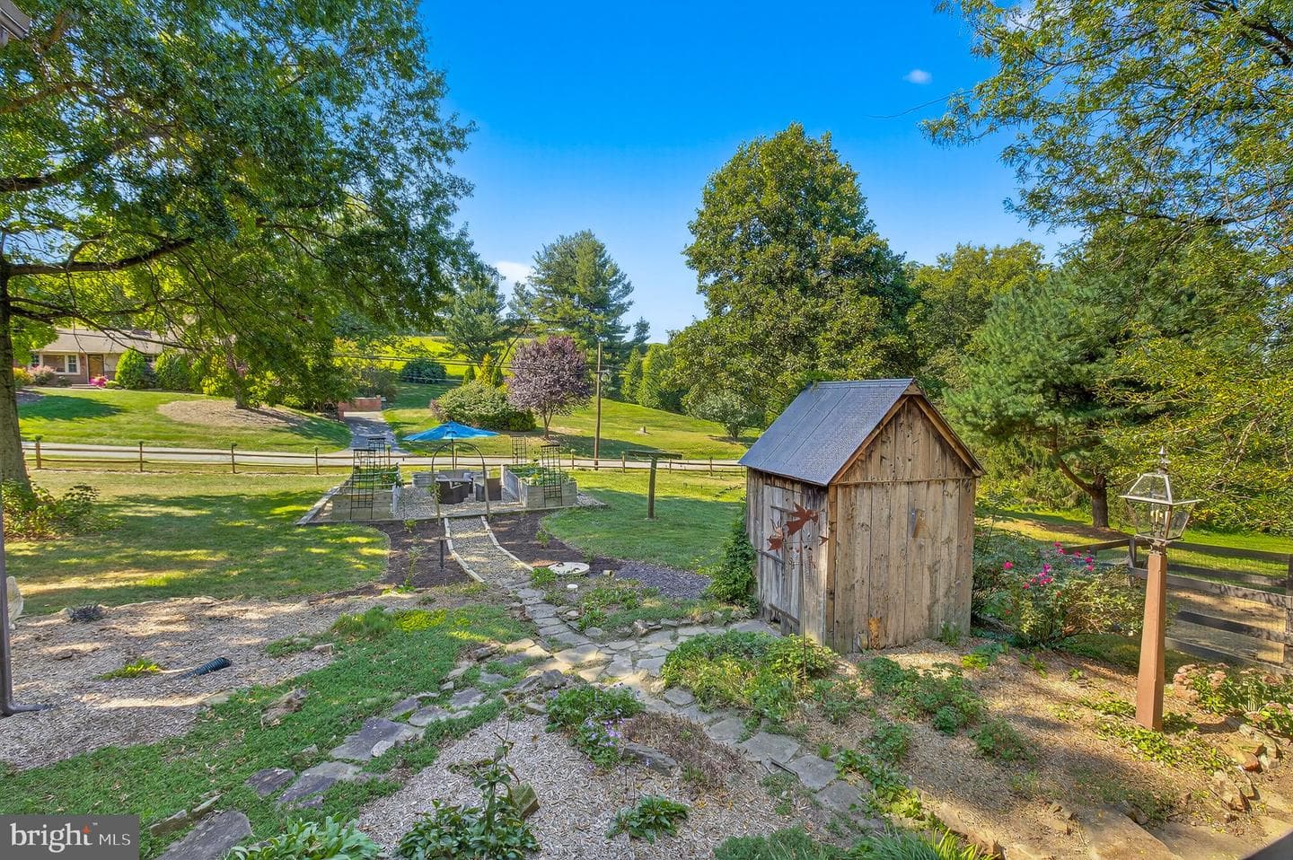 249 Blue Lane photo 71