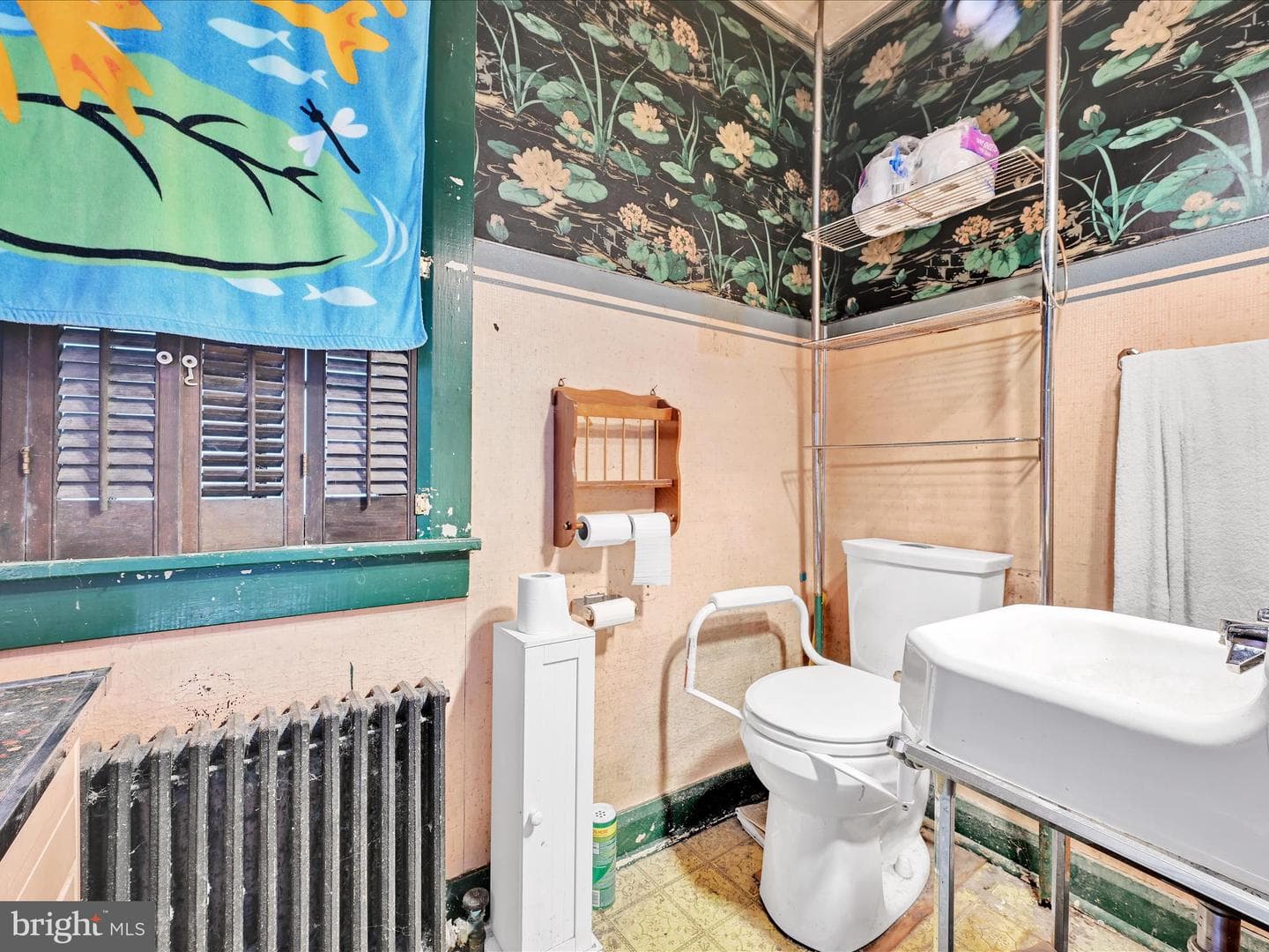 2496 River Road photo 22