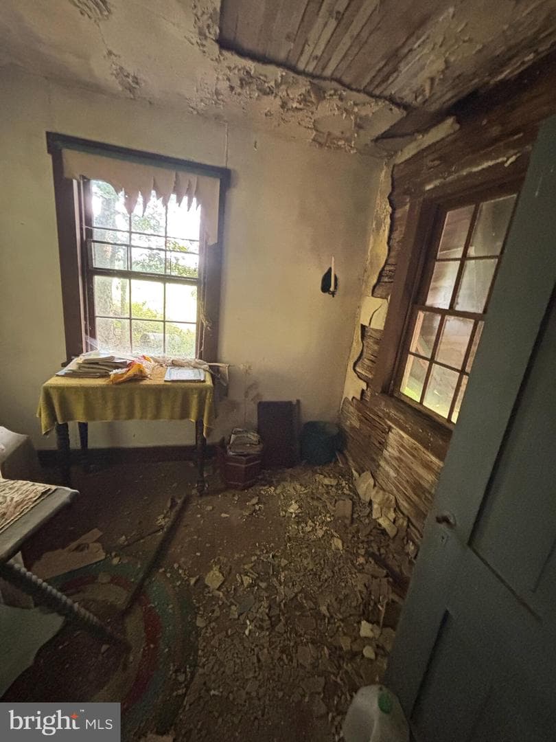 2496 River Road photo 40