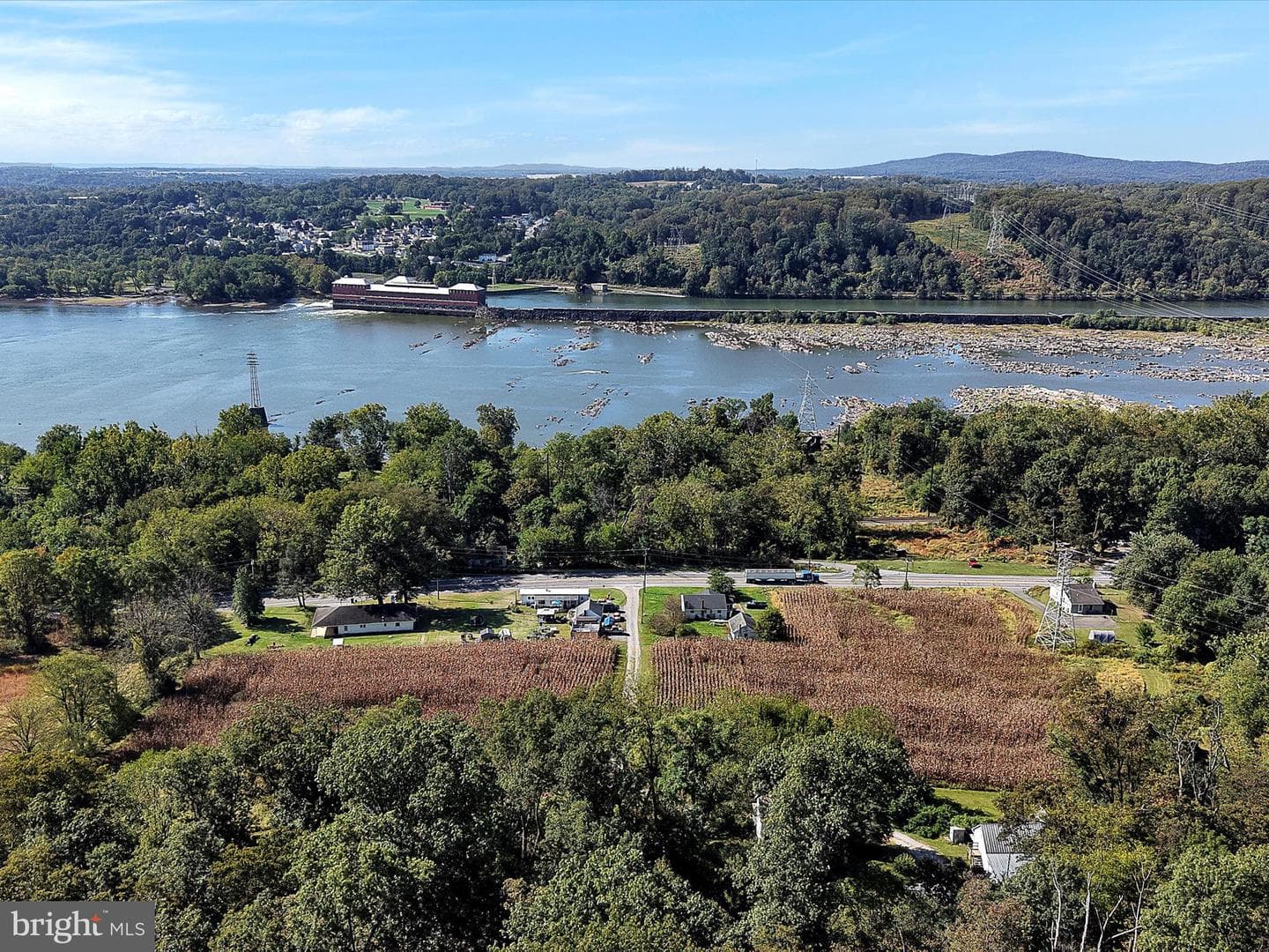 2496 River Road photo 8