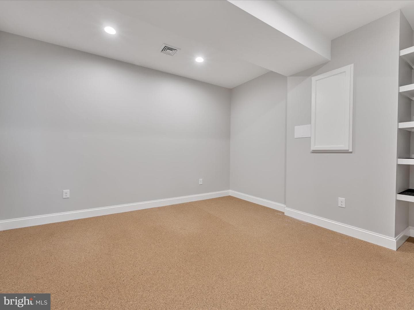 641 Skyler Drive photo 38