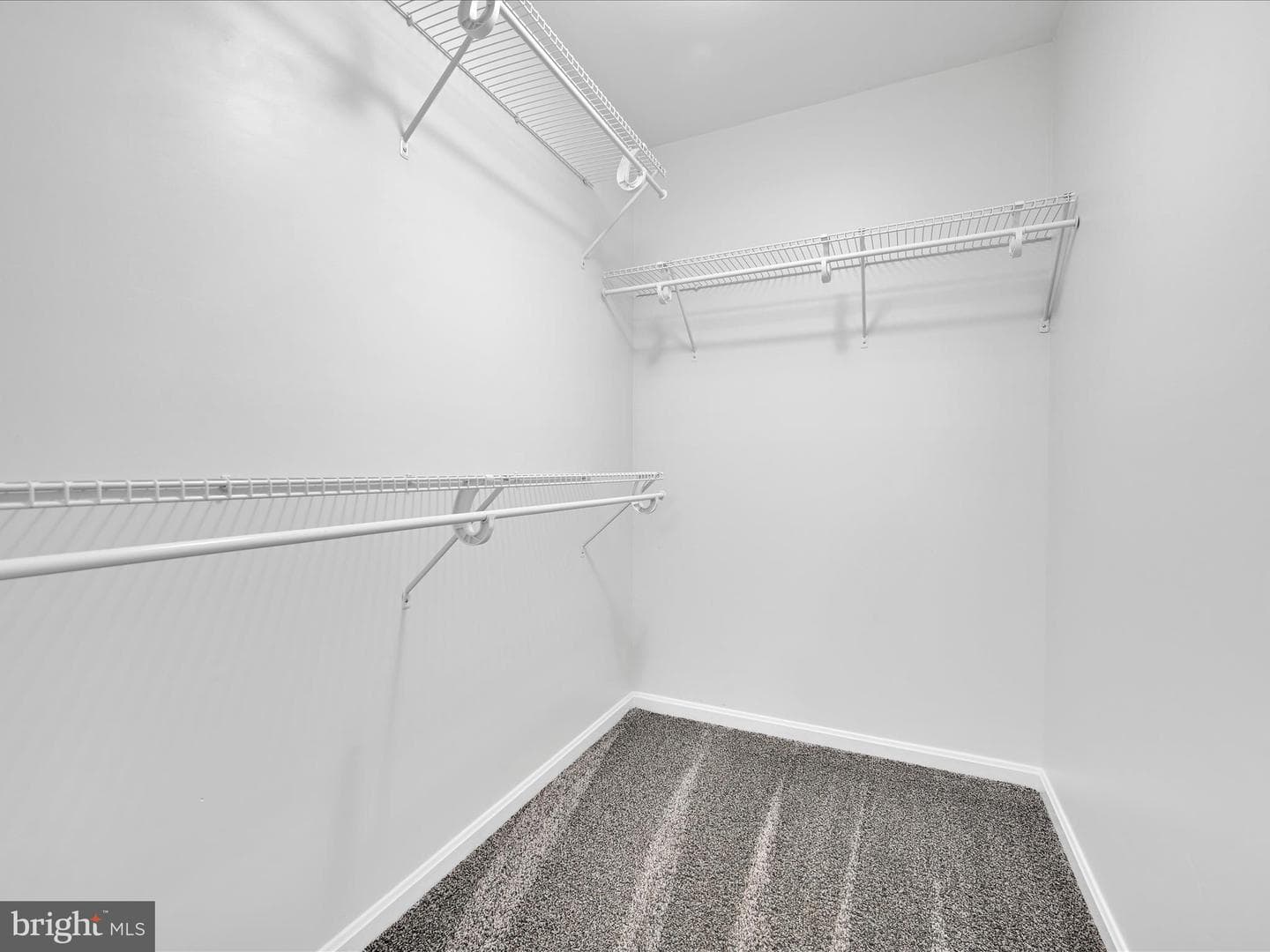 704 Lincoln photo 19