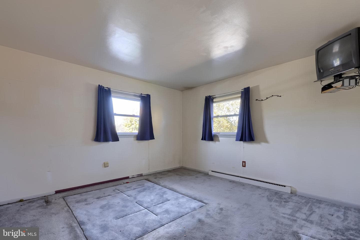 430 Biscayne Road photo 19