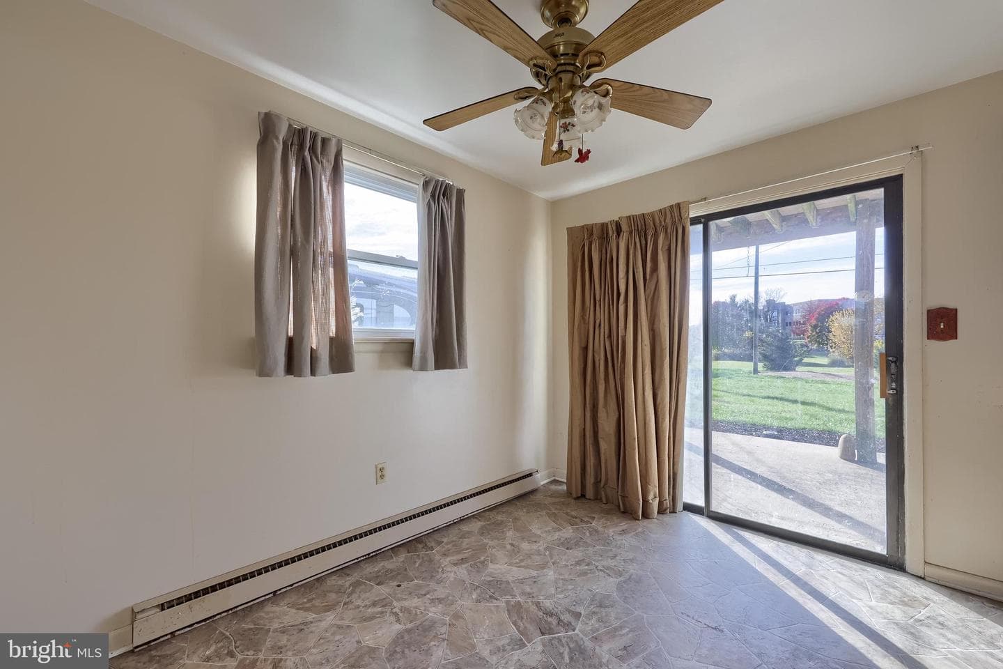 430 Biscayne Road photo 44