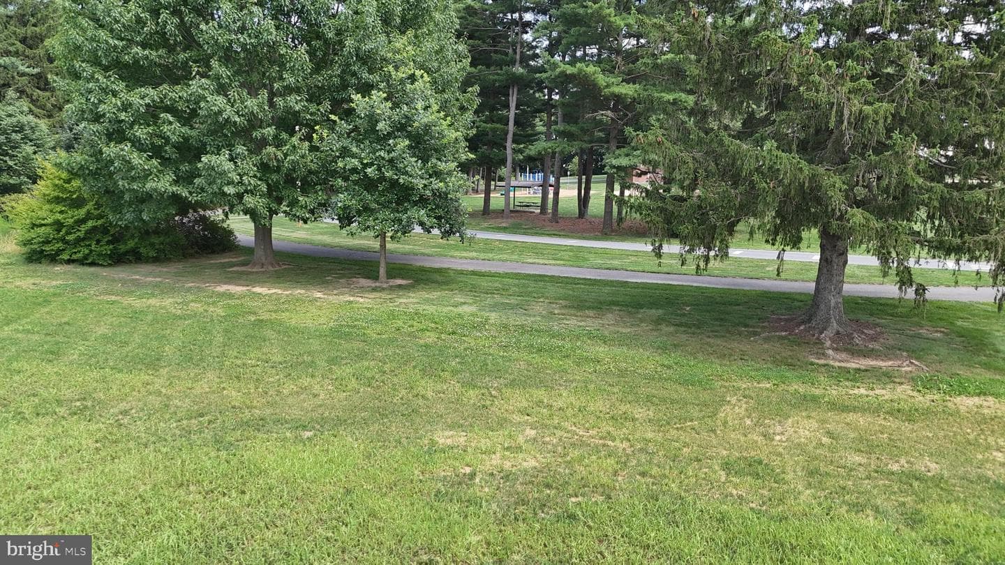 440 Parkside Way photo 6