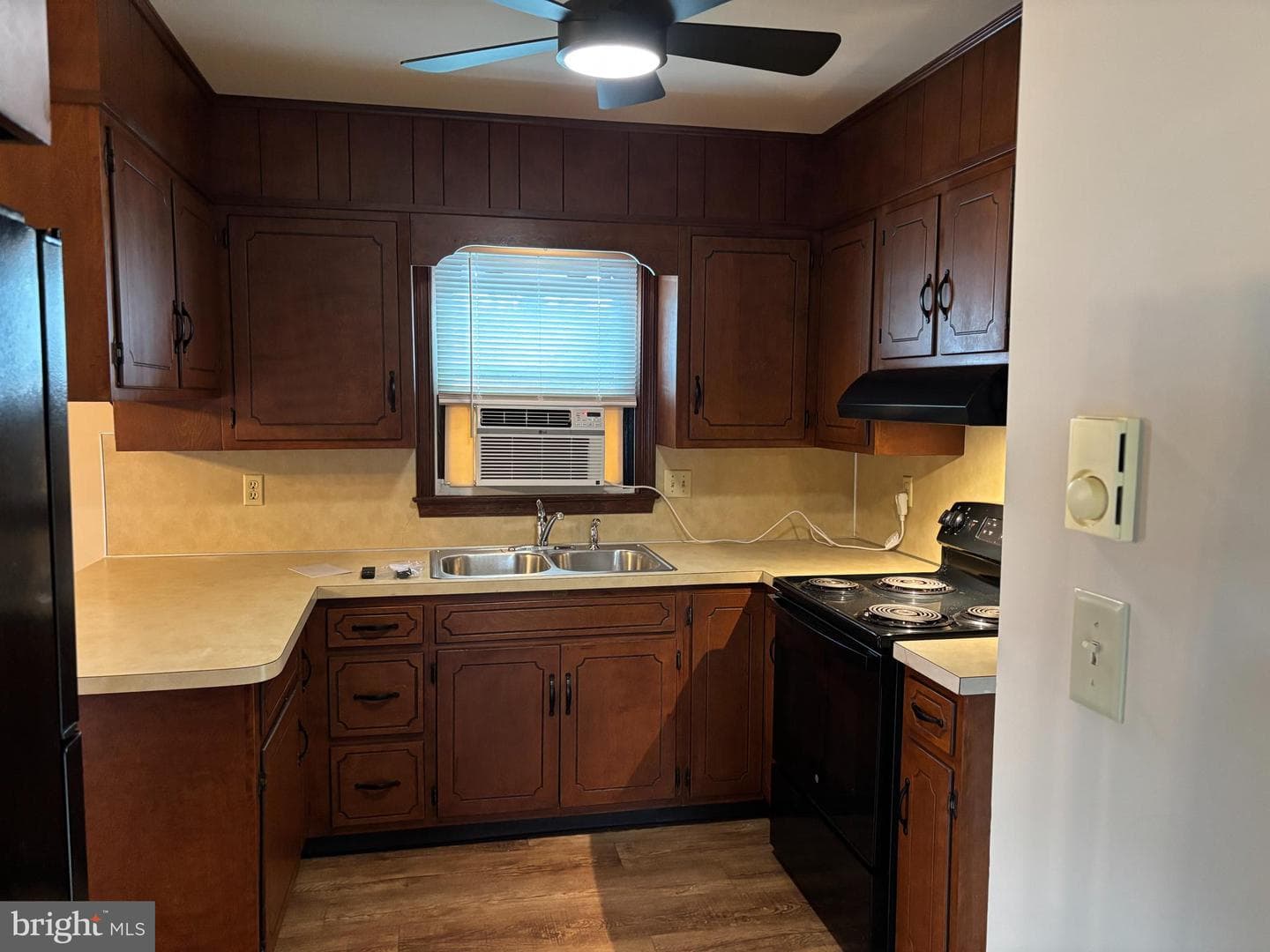 218 Fausnacht Drive photo 8