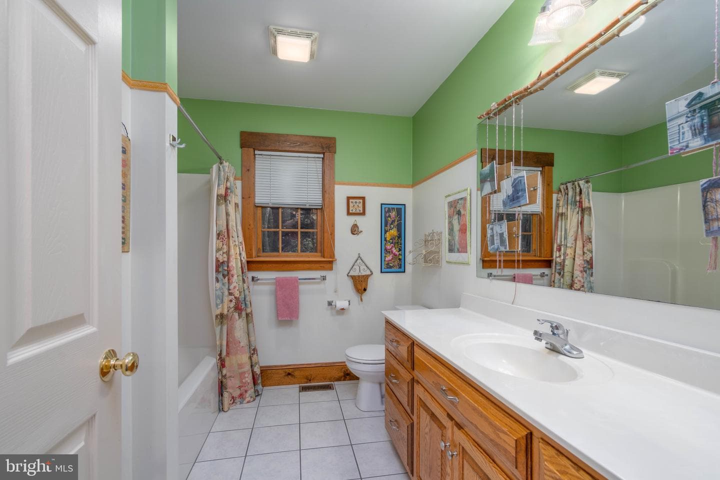 15 Phillip Drive photo 34