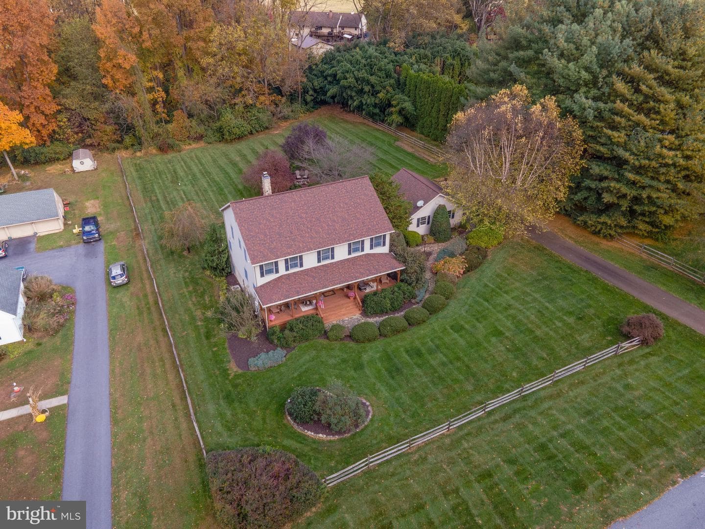 15 Phillip Drive photo 49