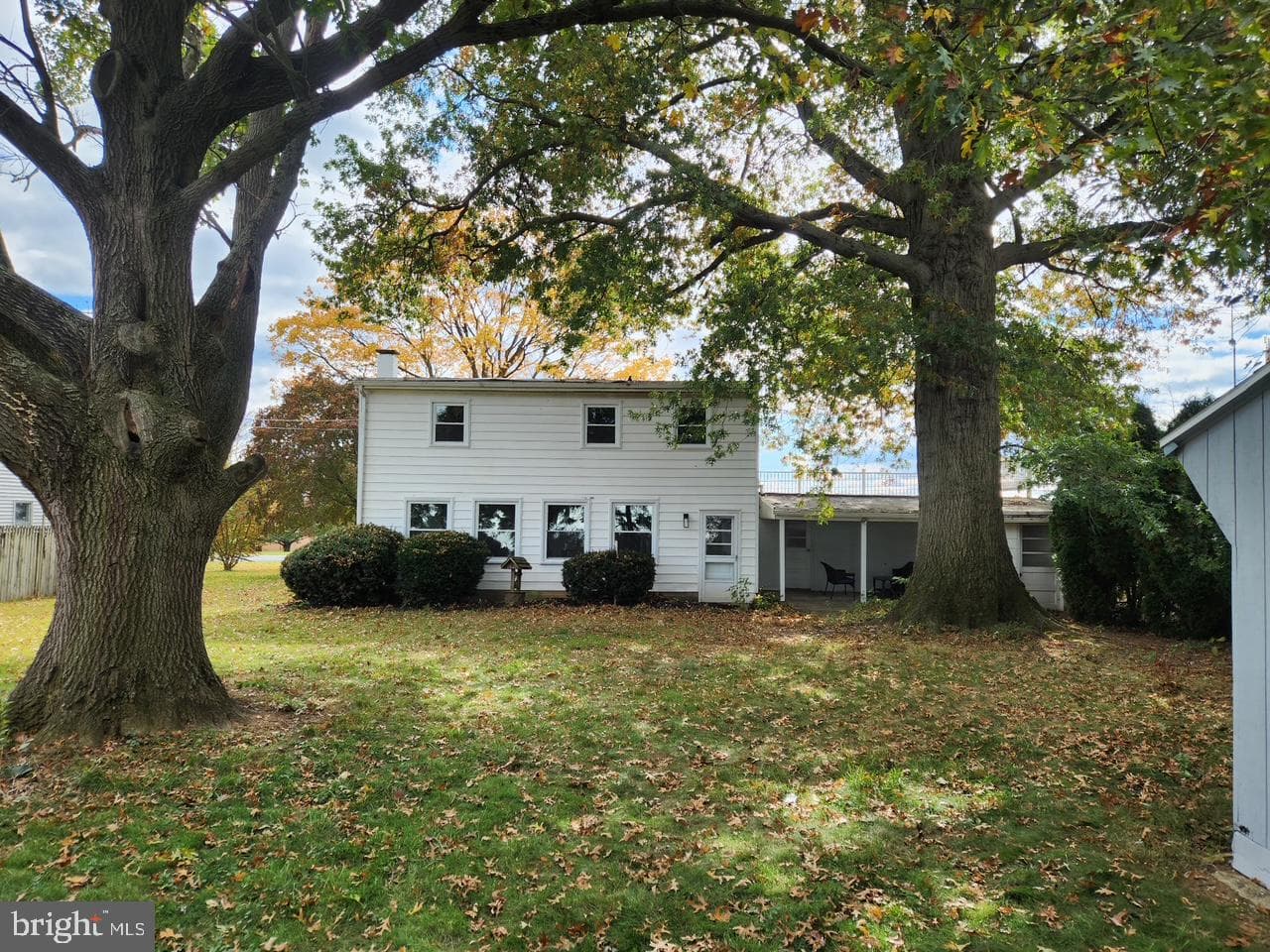 1143 E Main Street photo 40