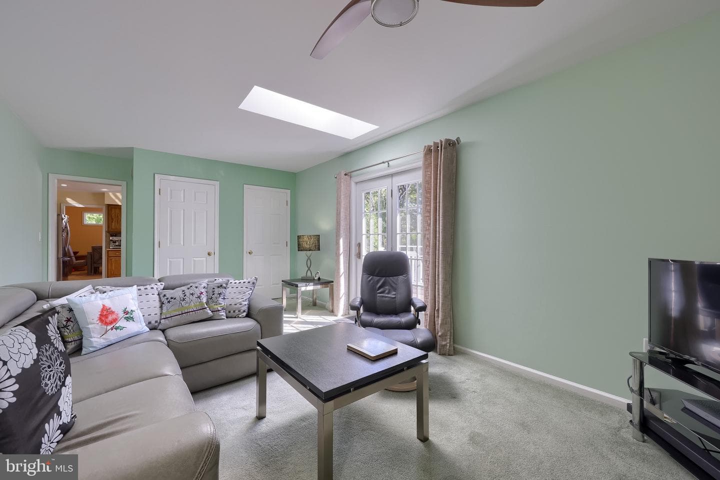189 Ridings Way photo 13