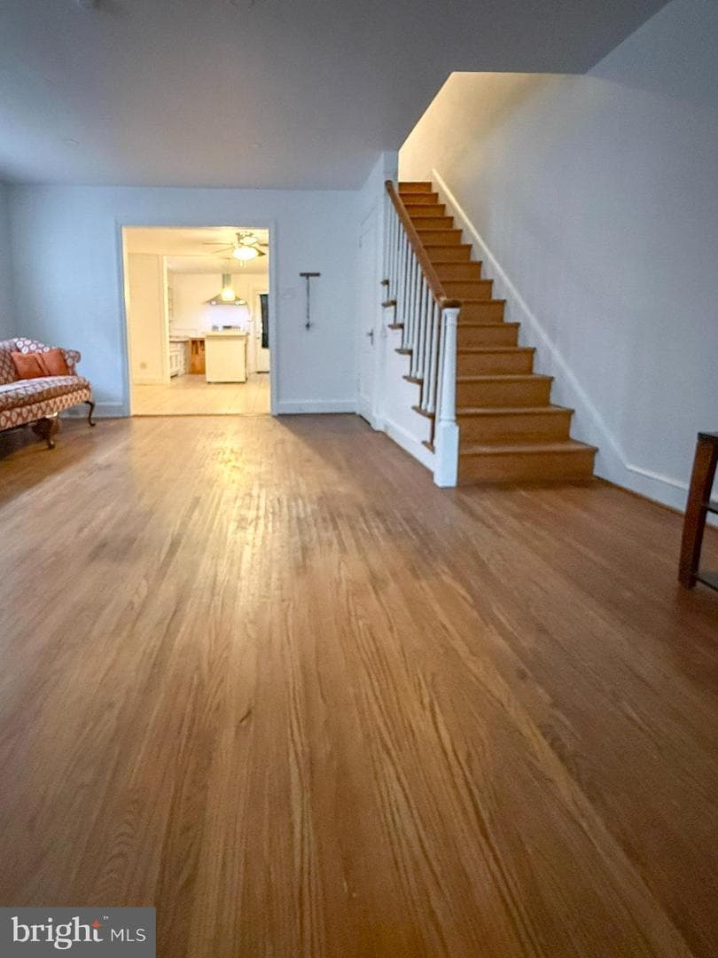 742 Lehigh Avenue photo 4