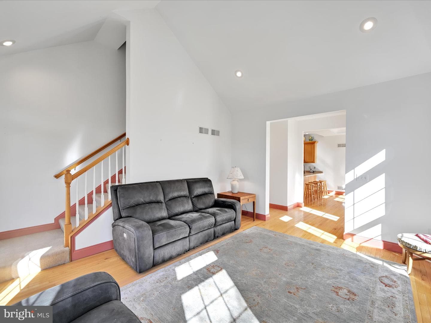 26 Upper Grn photo 12