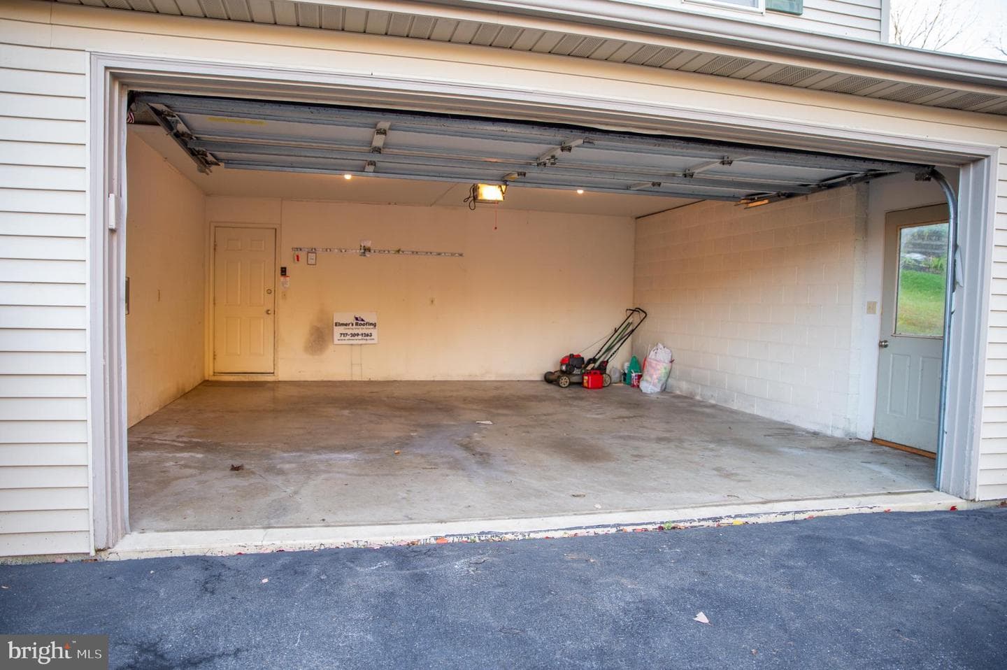 23 Wade Drive photo 32