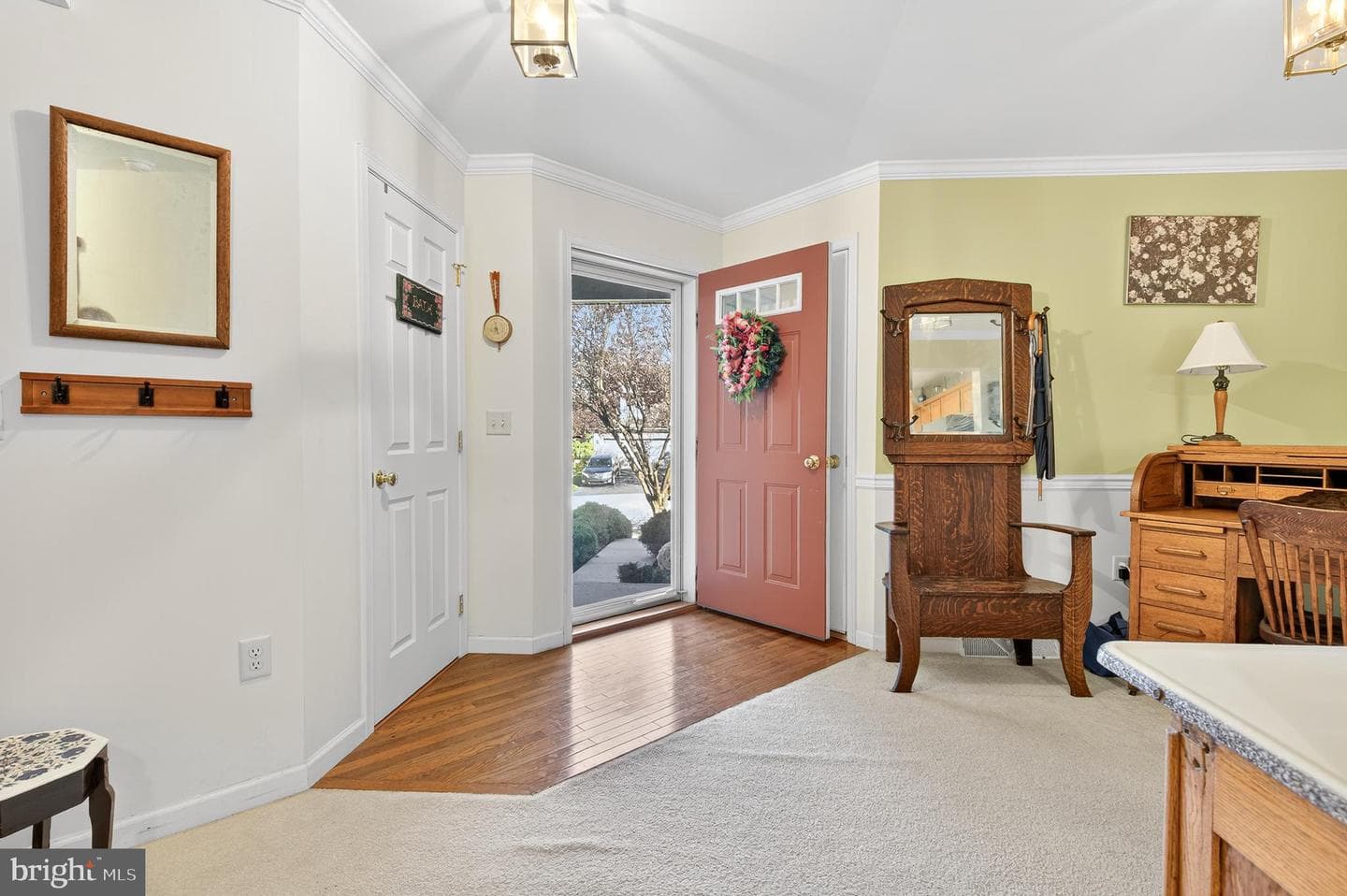 762 Keller Drive photo 4