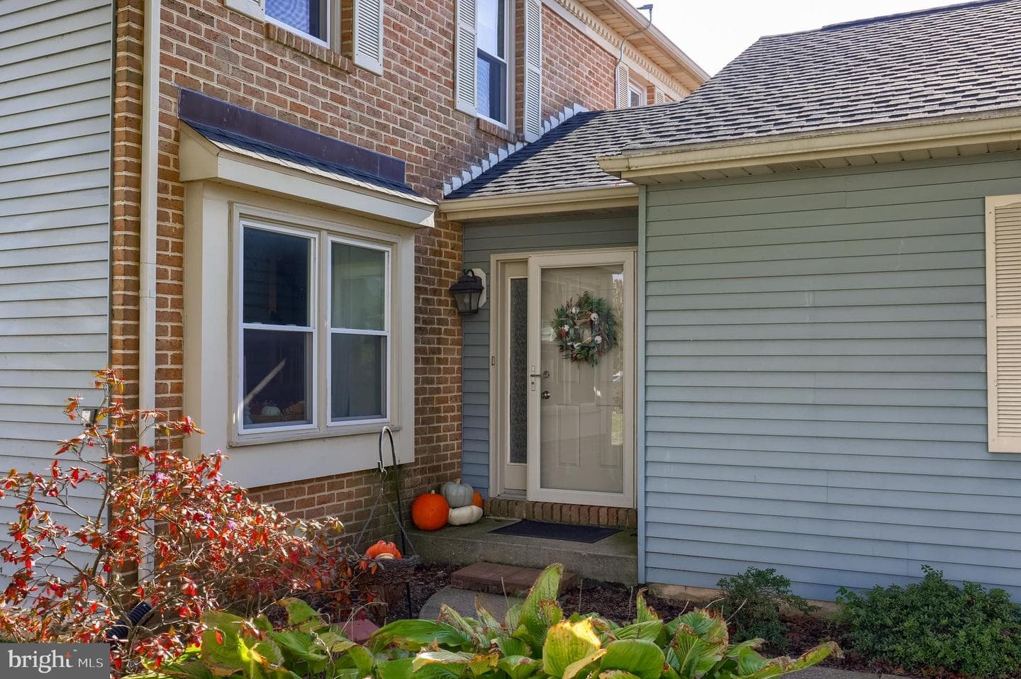 6568 Hollow Drive photo 2