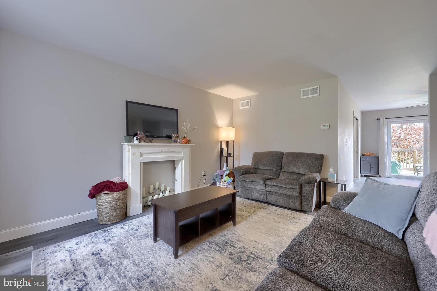 6568 Hollow Drive photo 4