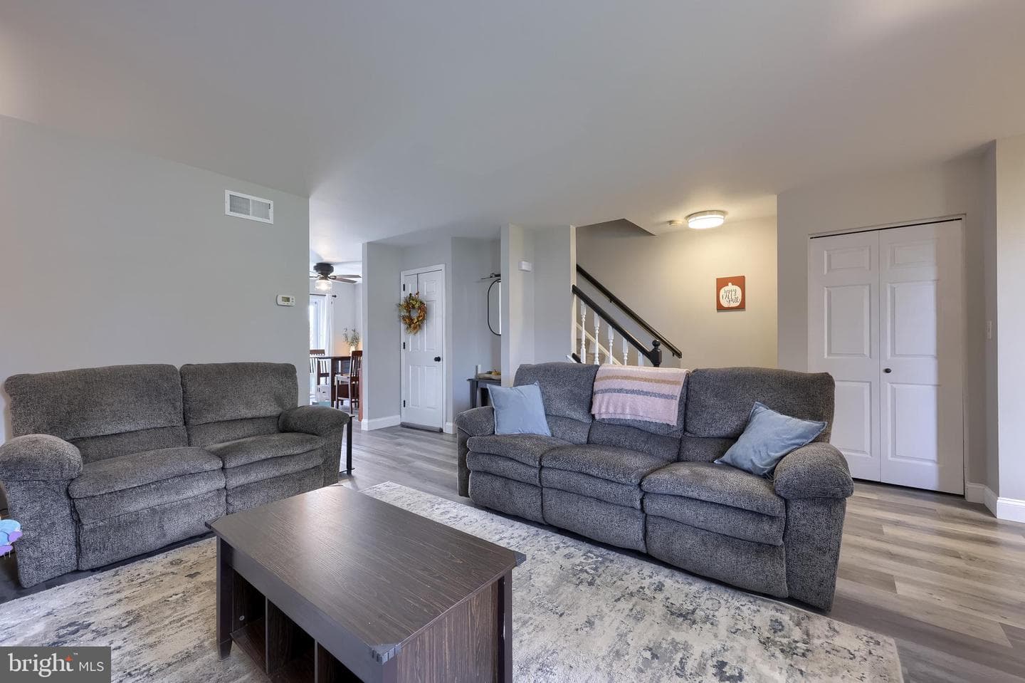 6568 Hollow Drive photo 5