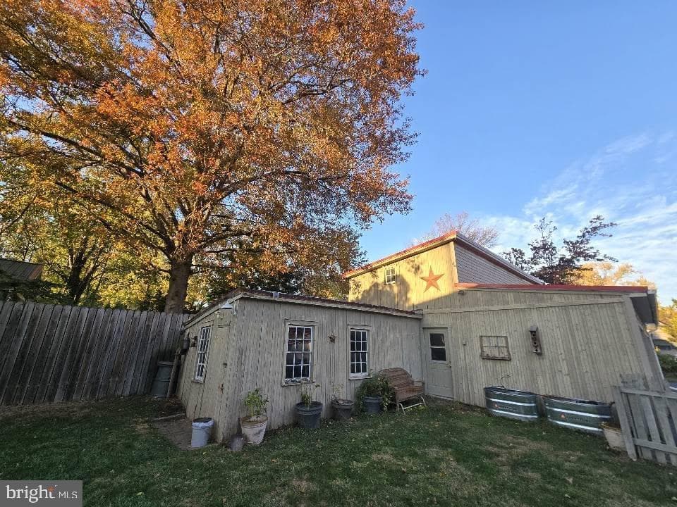 57 N Charlotte Street photo 4