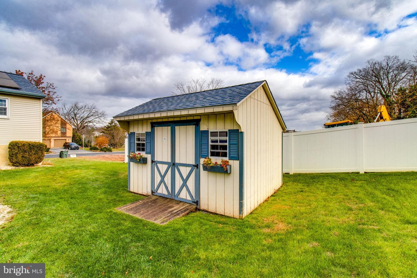82 Scenic Drive photo 16