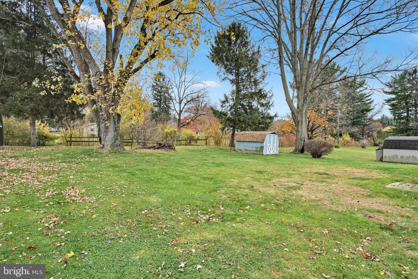 957 Raymee Drive photo 31