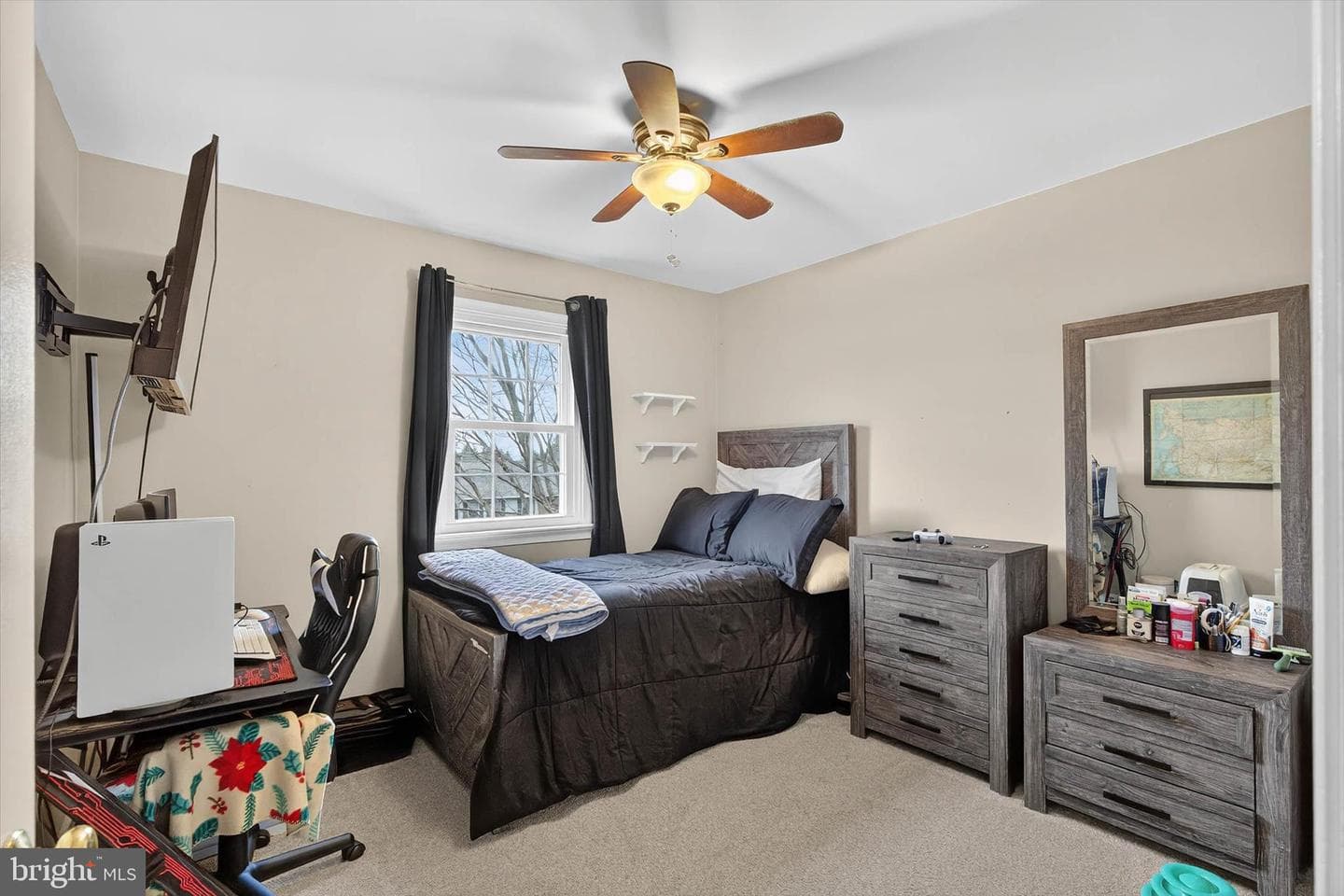 1707 Crossfield Drive photo 36