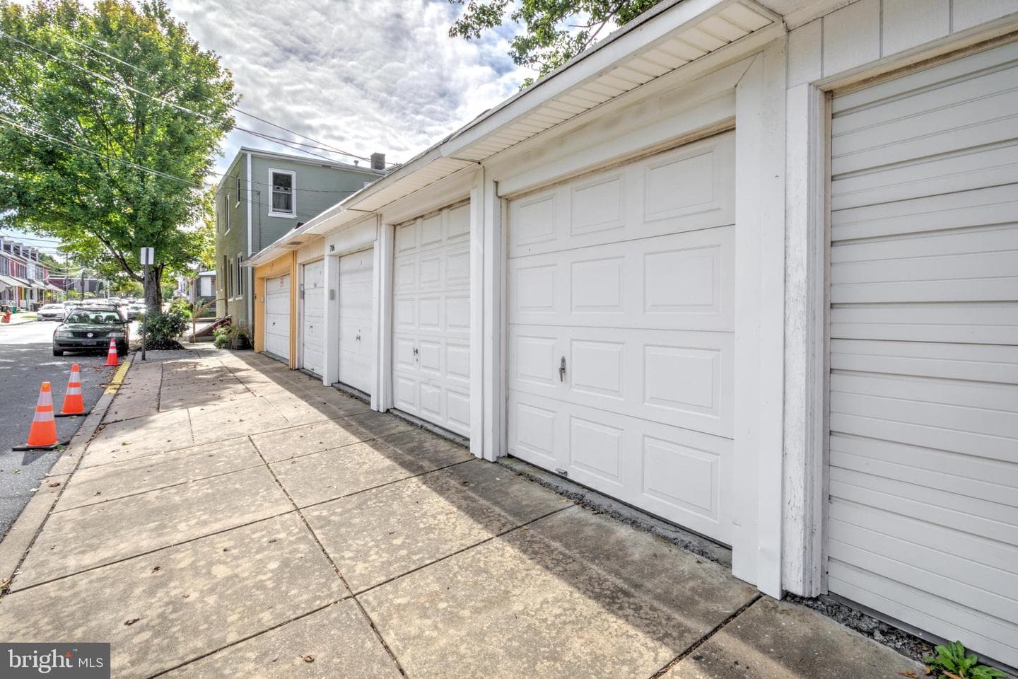 705 N Pine Street photo 14