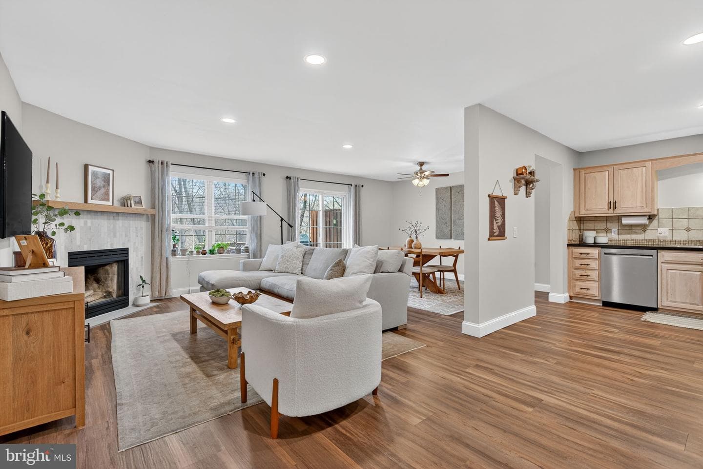304 Treetops Court photo 9