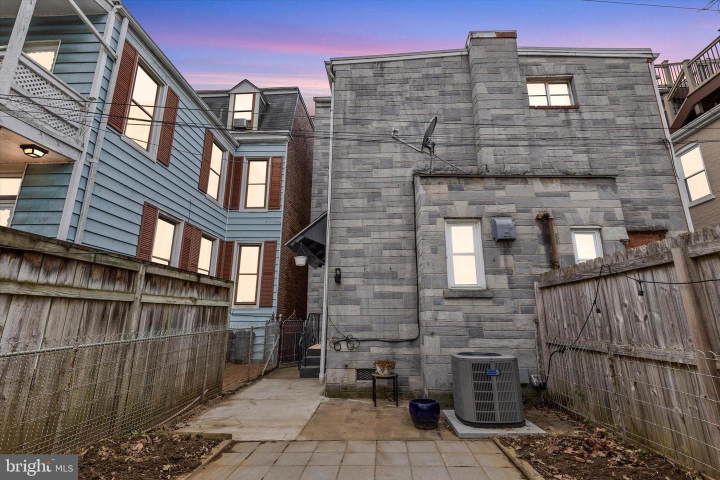 419 N Pine Street photo 26