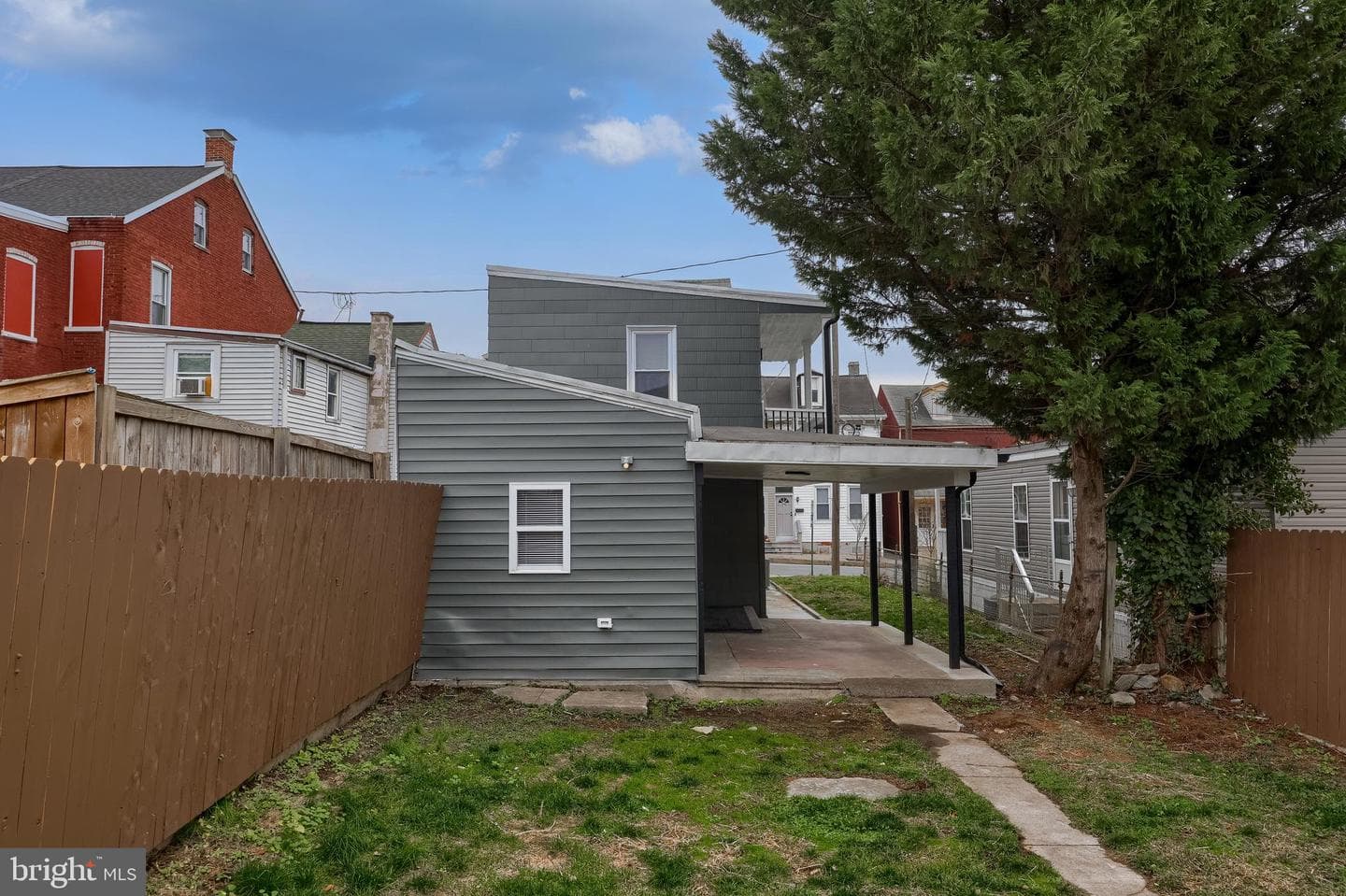 311 Perry Street photo 41