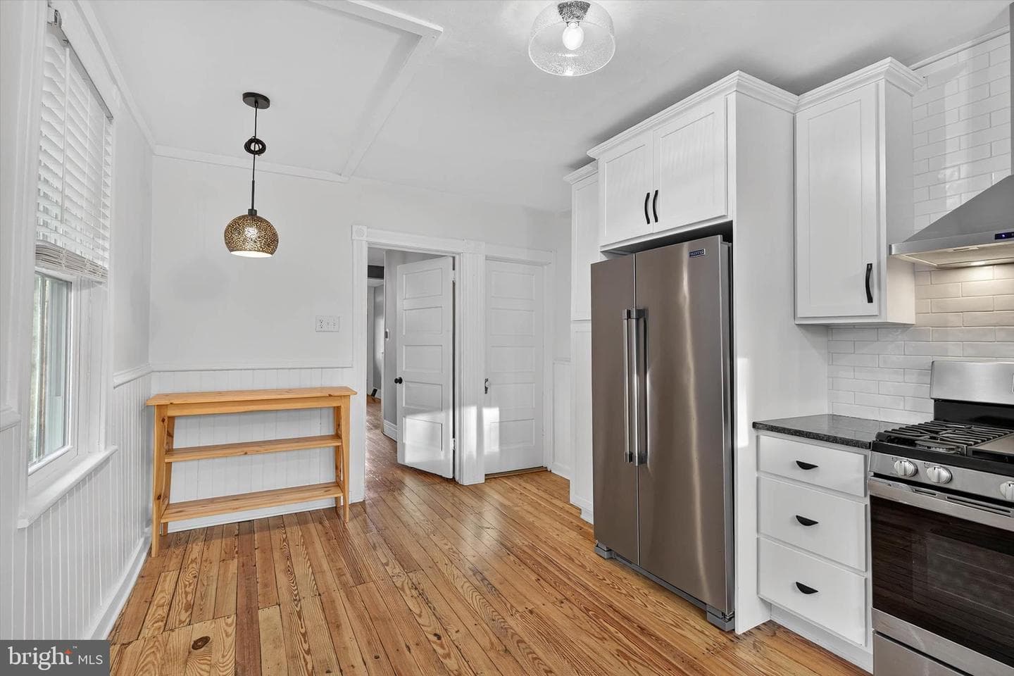 226 E Lemon Street photo 12