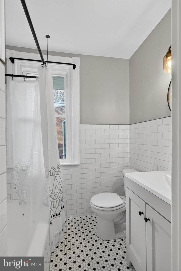 226 E Lemon Street photo 20
