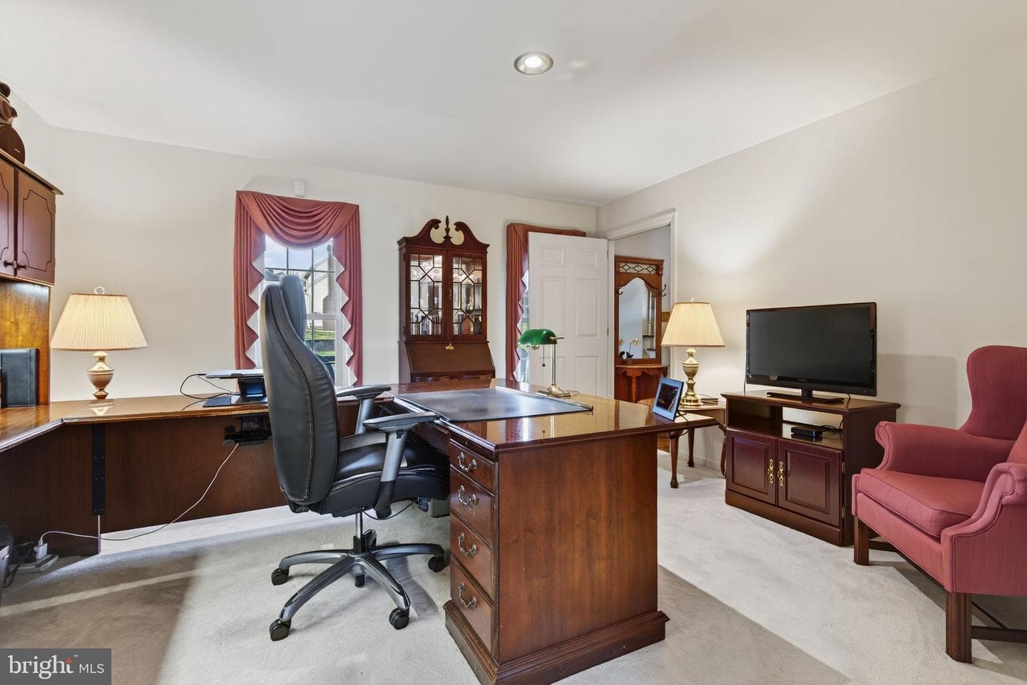 3604 Peregrine Circle photo 7