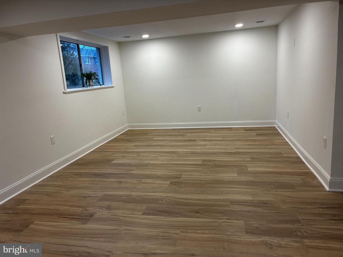 60 Waverly Avenue photo 11